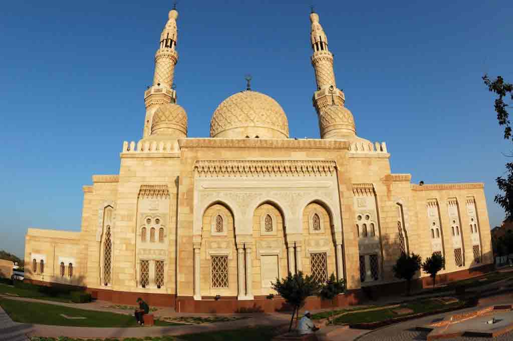 Famous Mosques in Dubai