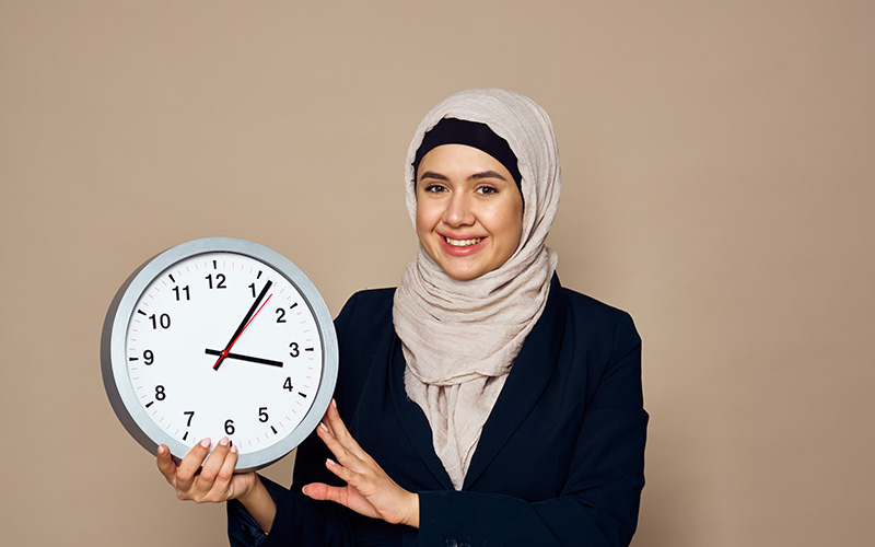 Women with a Clock