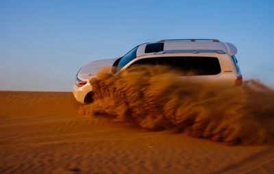 Dune Bashing in Dubai Desert